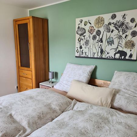 Ferienwohnung Burgblick Pelm Luaran gambar