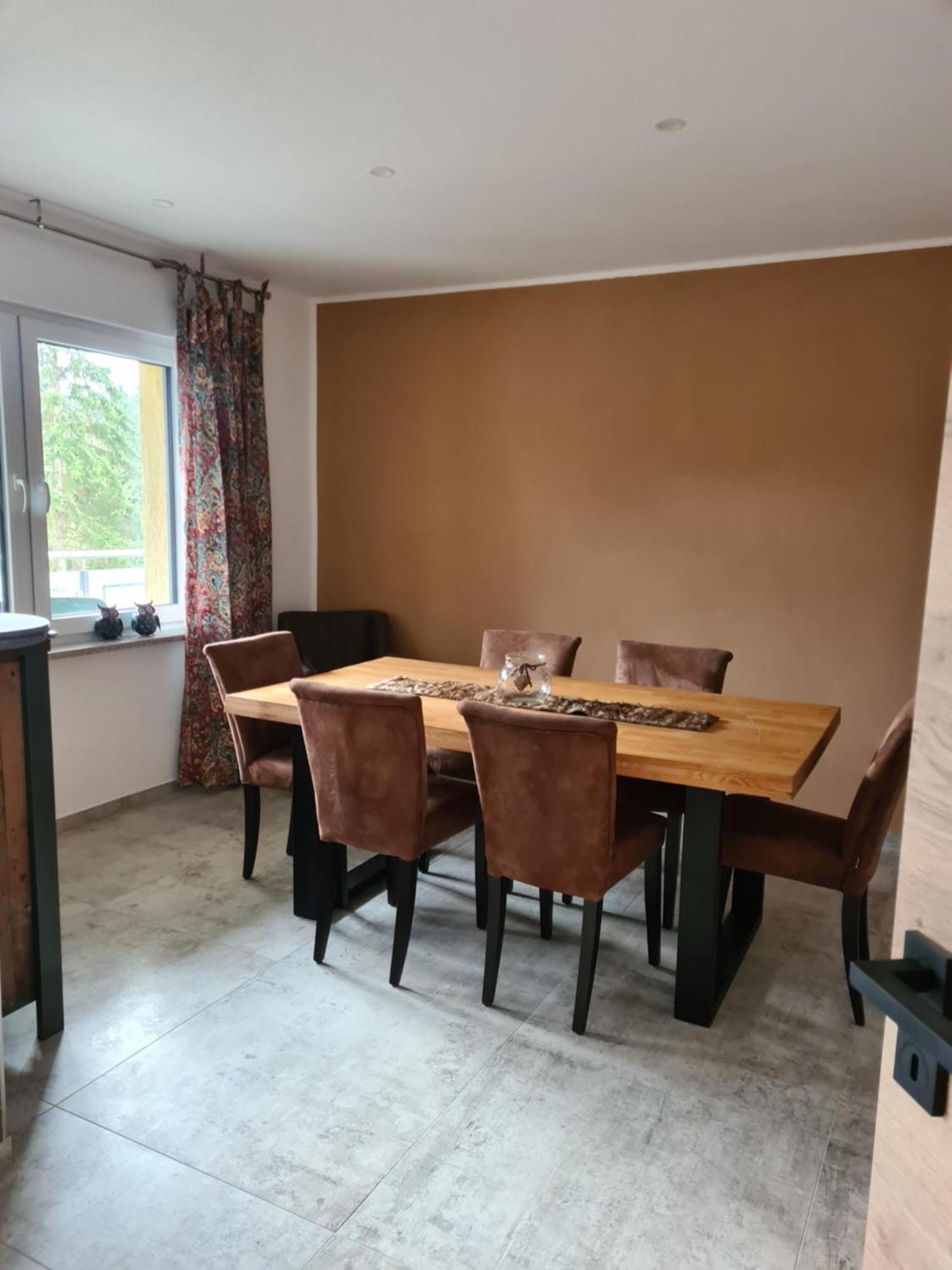 Ferienwohnung Burgblick Pelm Luaran gambar