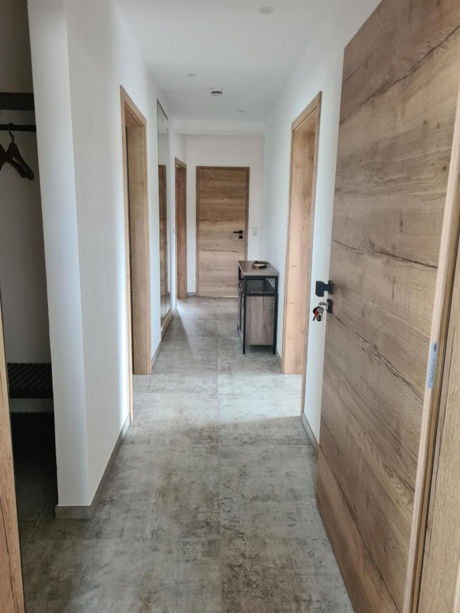 Ferienwohnung Burgblick Pelm Luaran gambar